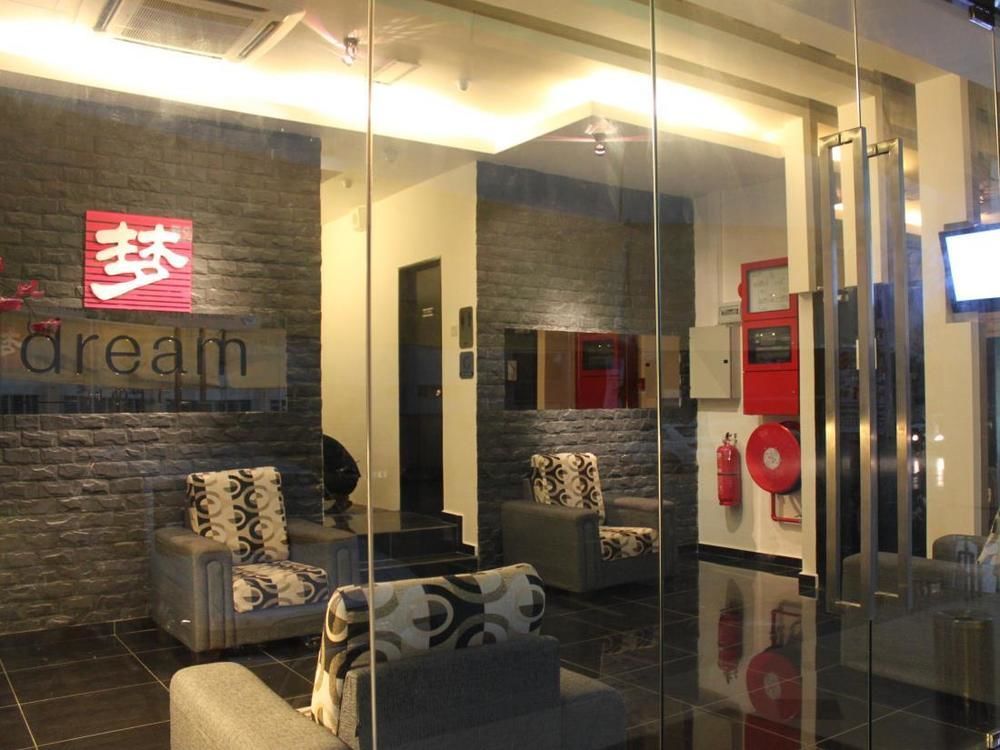Dream Hotel Klang Kültér fotó