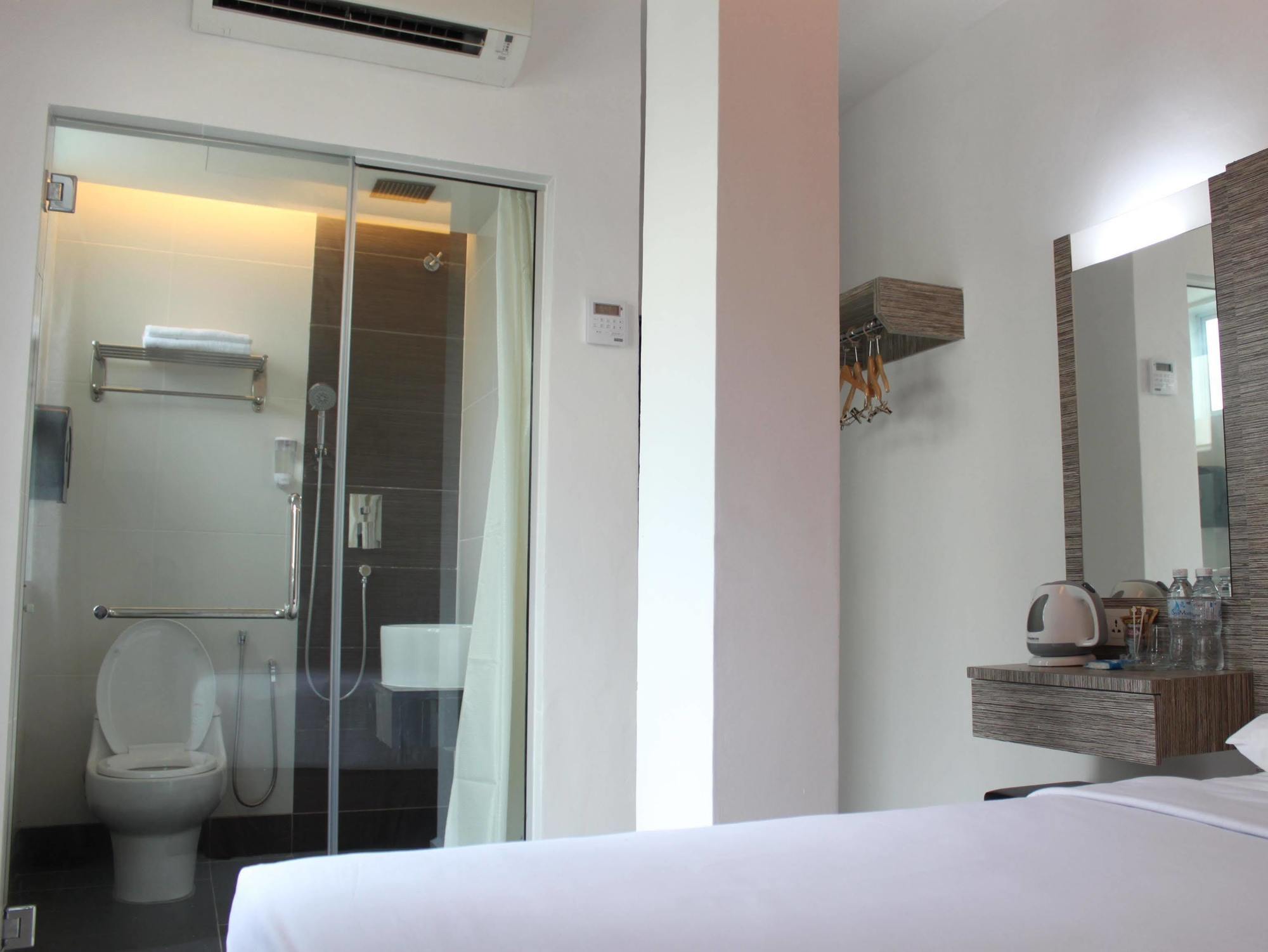 Dream Hotel Klang Kültér fotó